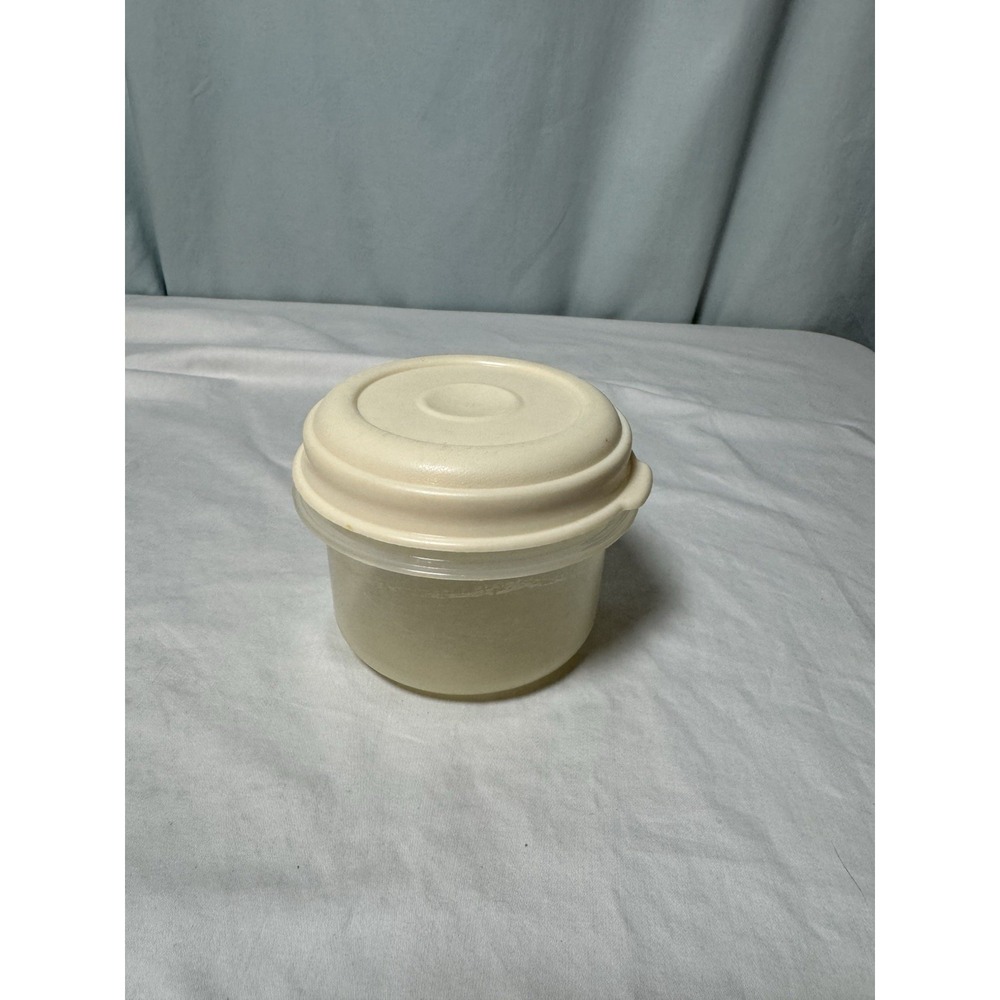 Rubbermaid #6 Round Storage Container W/ Lid 1 Cup Vintage Small Almond Clear
